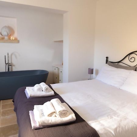 Terra Sessana Ville E Trullo Con Piscina Privata Ostuni Exterior foto